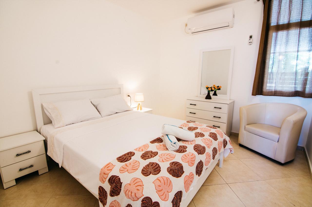 Marianne Garden Apartment 엘라트 외부 사진
